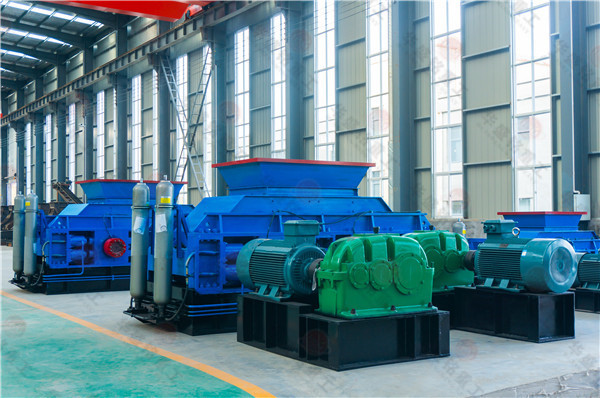 投資一條時產(chǎn)200噸的石頭制砂生產(chǎn)線需要考慮哪些方面的因素